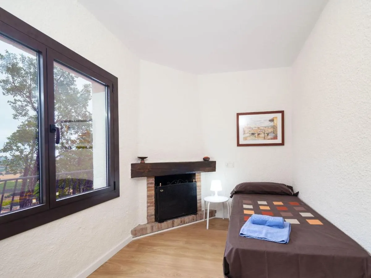 Holiday Home Paris By Interhome カロンジェ スペイン